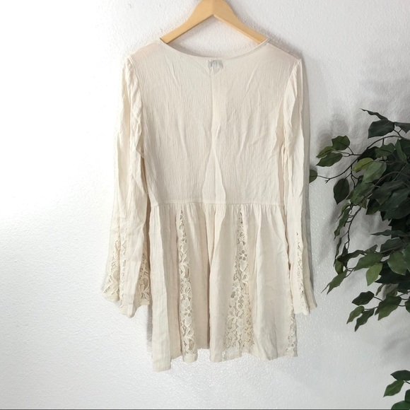 NWT Tobi Sheer And Lace Dress - Picture 5 of 6